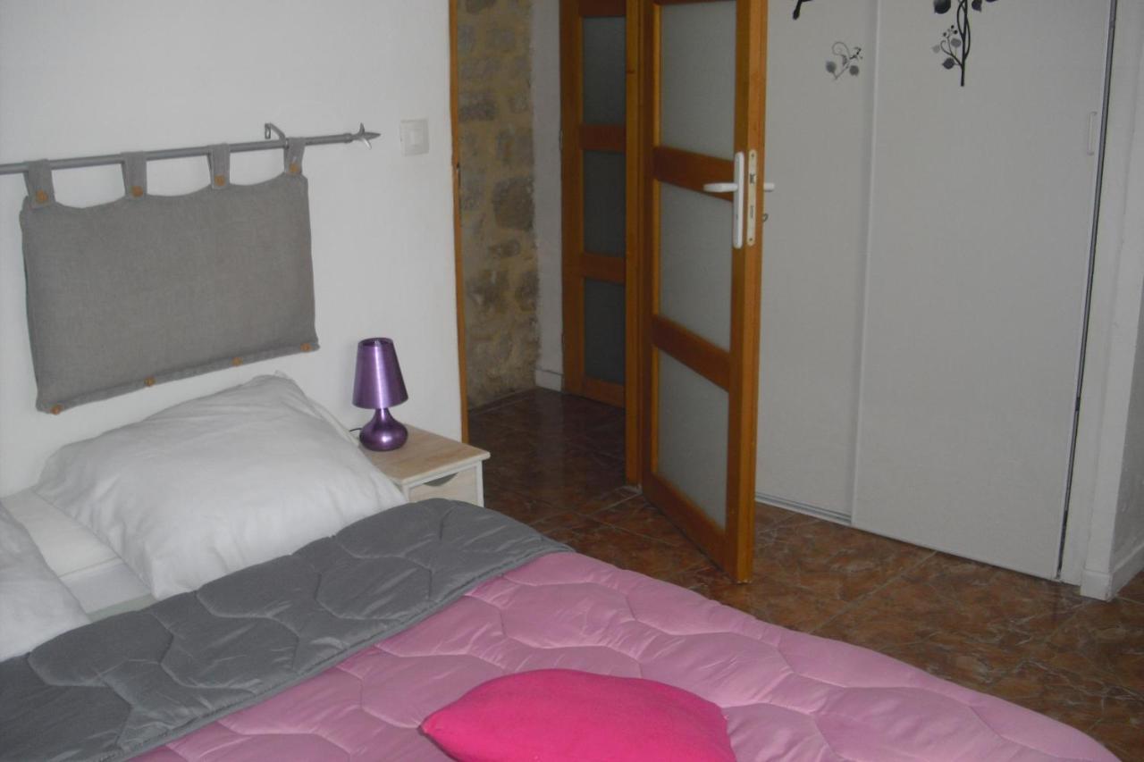 Apartamento Lou Mas Li Pitchoun "Le Prunier " Gordes Exterior foto